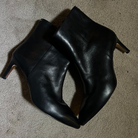 Sam Edelman Ulissa Ankle Bootie - Picture 2 of 6
